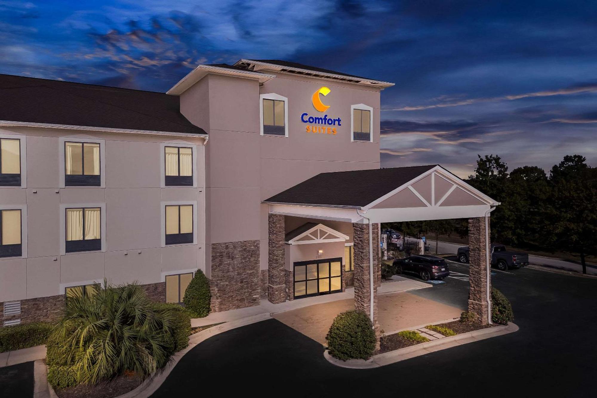 Comfort Suites Augusta Riverwatch Exterior photo